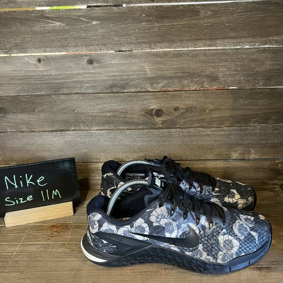 floral nike metcon